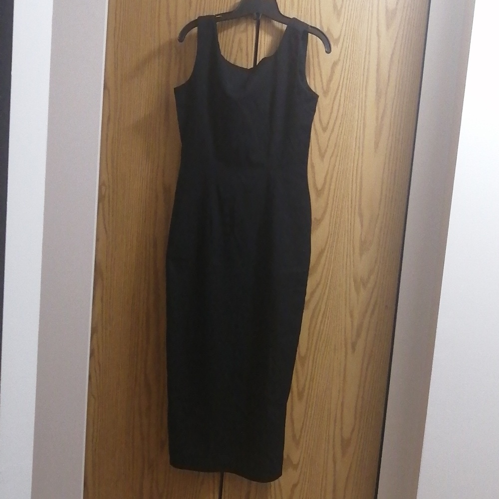 LONG BELOW KNEE BLACK FORMAL DRESS